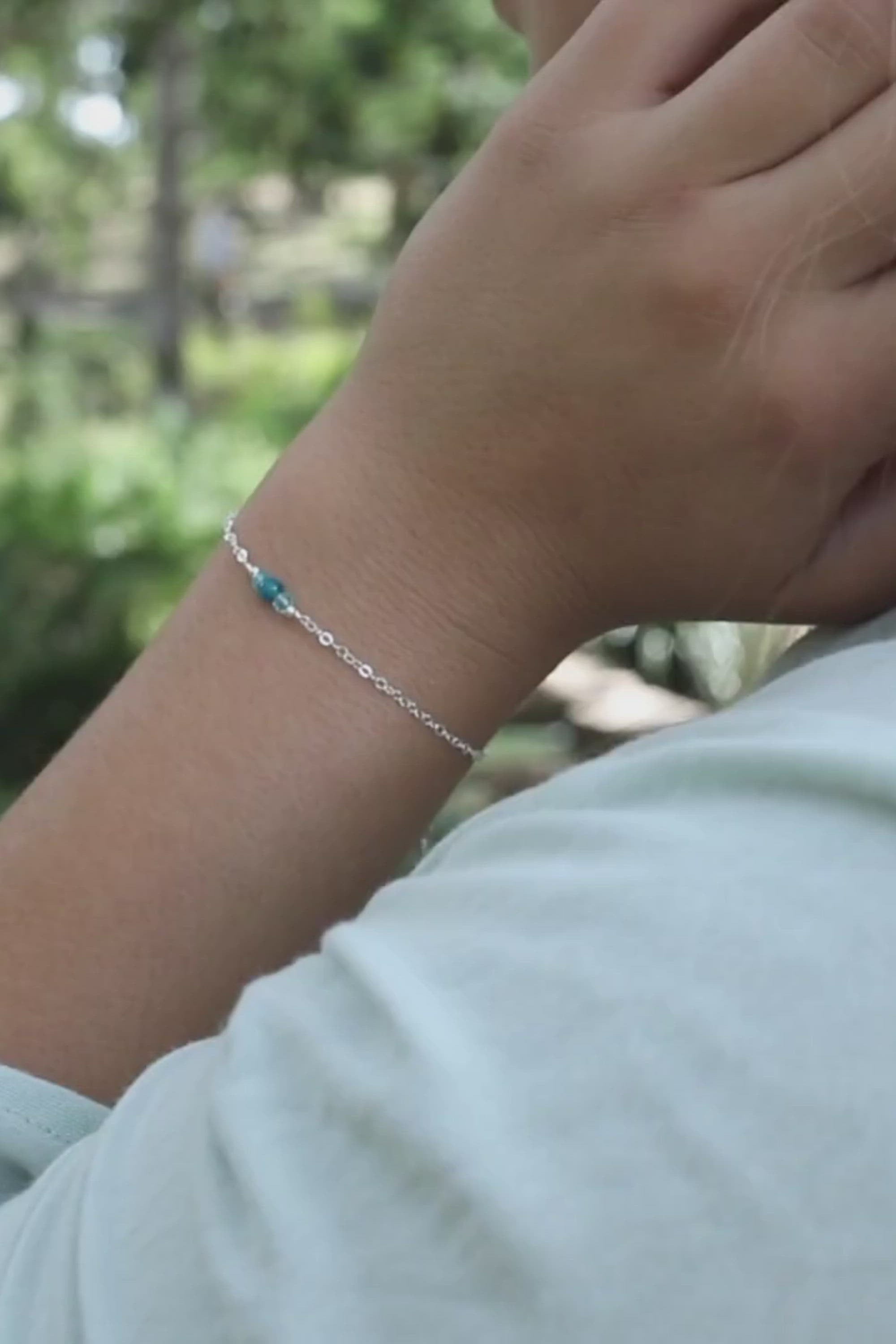 Dainty Apatite Gemstone Bracelet