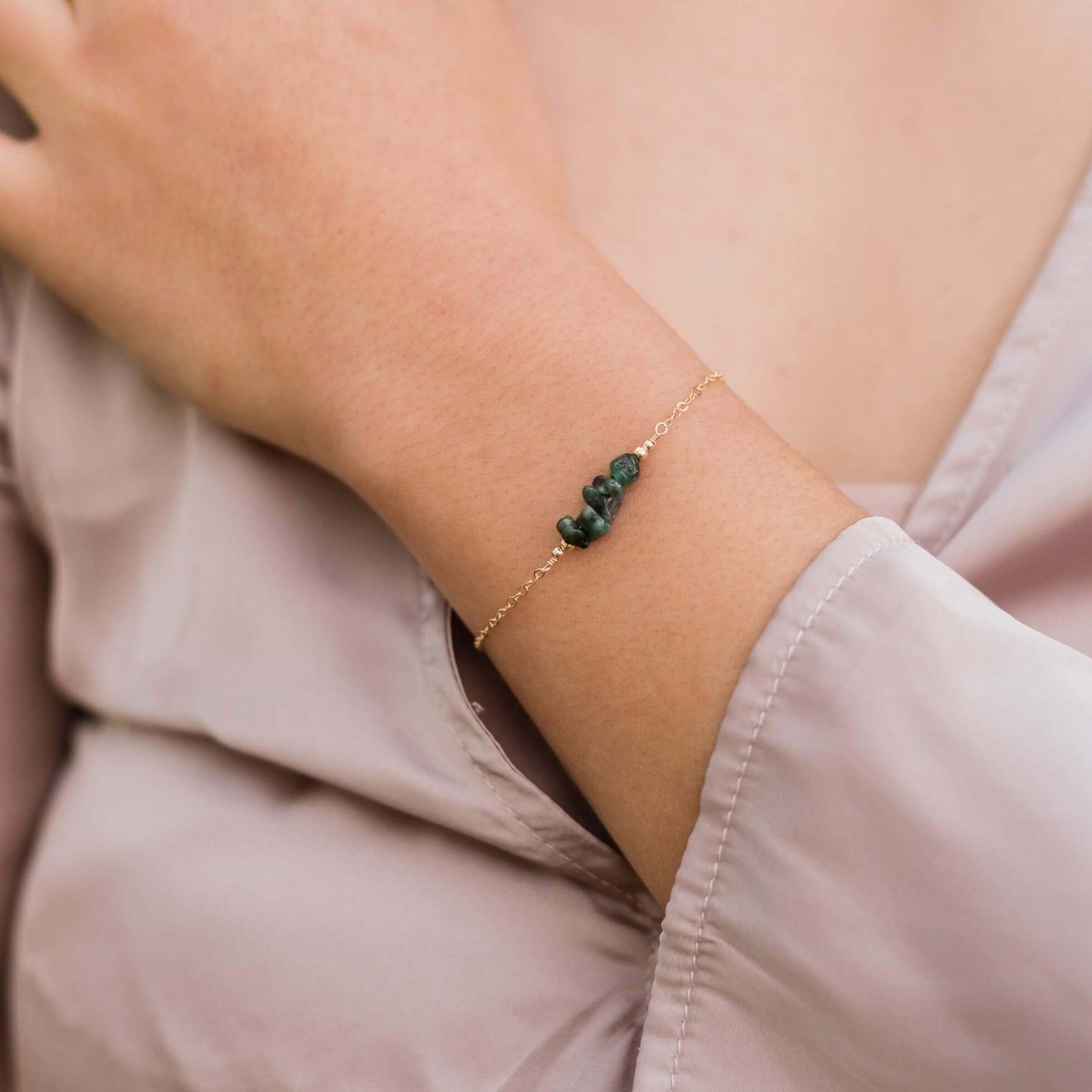 Emerald Chip Bead Bar Bracelet - Emerald Chip Bead Bar Bracelet - 14k Gold Fill - Luna Tide Handmade Crystal Jewellery