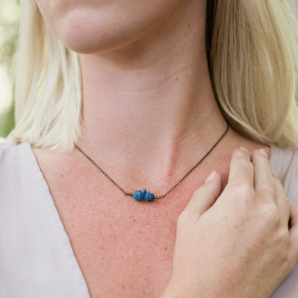 Bronze Kyanite Chip Bead Bar Necklace