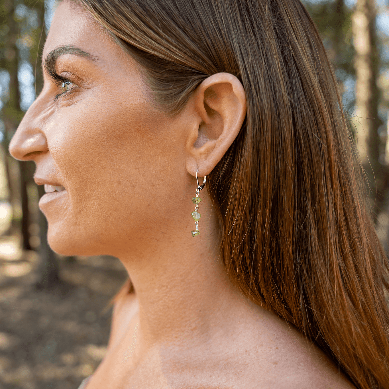 Peridot Crystal Beaded Chain Dangle Leverback Earrings - Peridot Crystal Beaded Chain Dangle Leverback Earrings - Sterling Silver - Luna Tide Handmade Crystal Jewellery