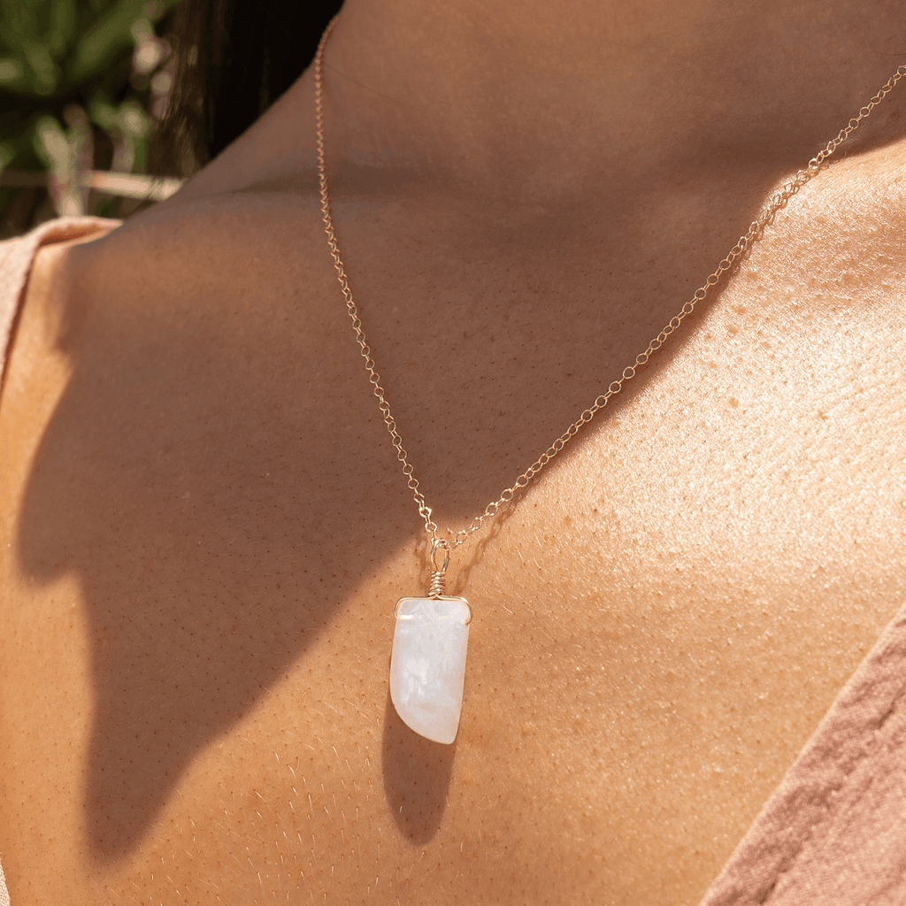 Small Smooth Rainbow Moonstone Gentle Point Crystal Pendant Necklace - Small Smooth Rainbow Moonstone Gentle Point Crystal Pendant Necklace - 14k Gold Fill / Cable - Luna Tide Handmade Crystal Jewellery